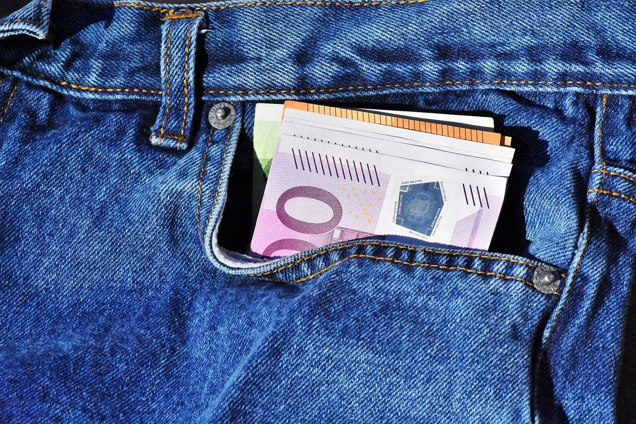 Geld in Hosentasche